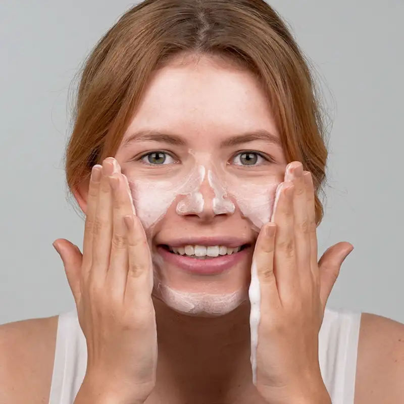White Tea Cleansing Mousse
