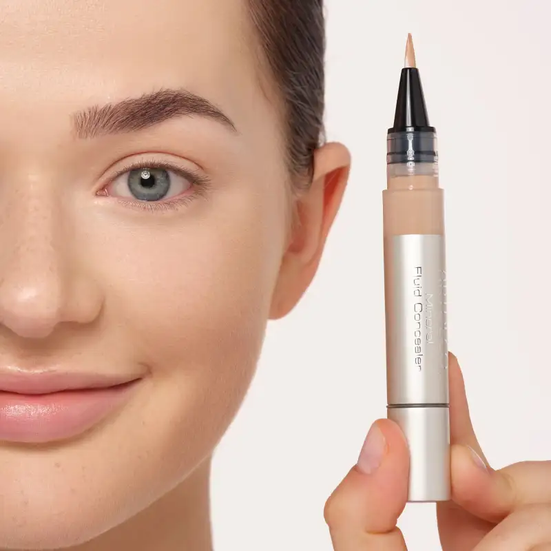 Mineral Fluid Concealer