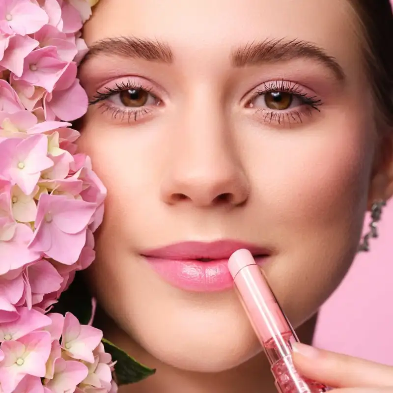 Color Booster Lip Balm – Clear & Chic Limited Edition