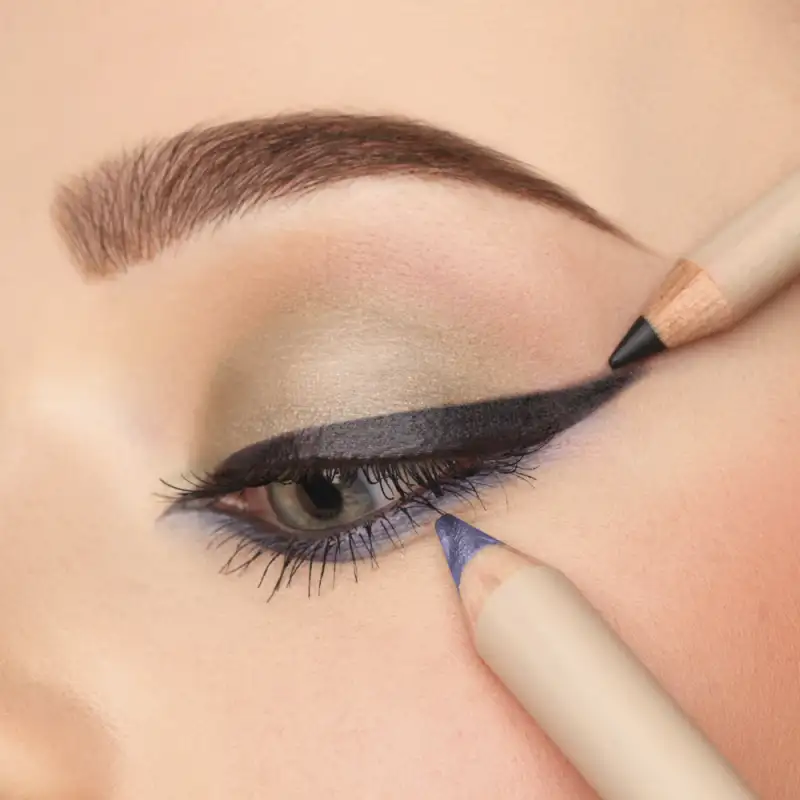 Smooth Eye Liner