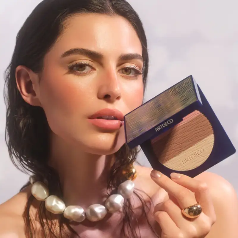 All Seasons Bronzing Powder - Limited Ocean Wave Design